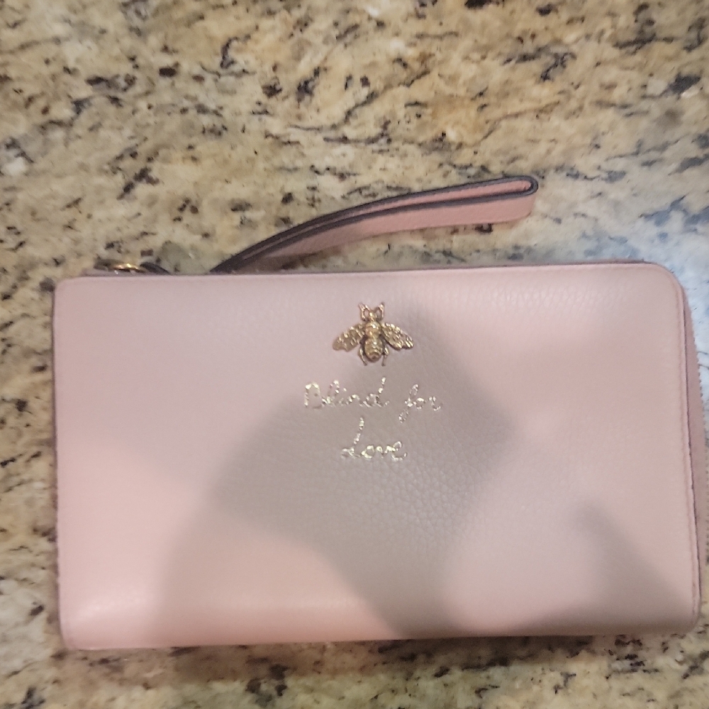 Gucci Pink Leather Clutch with Gold Bee Detail